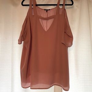 Shoulder cut out blouse
